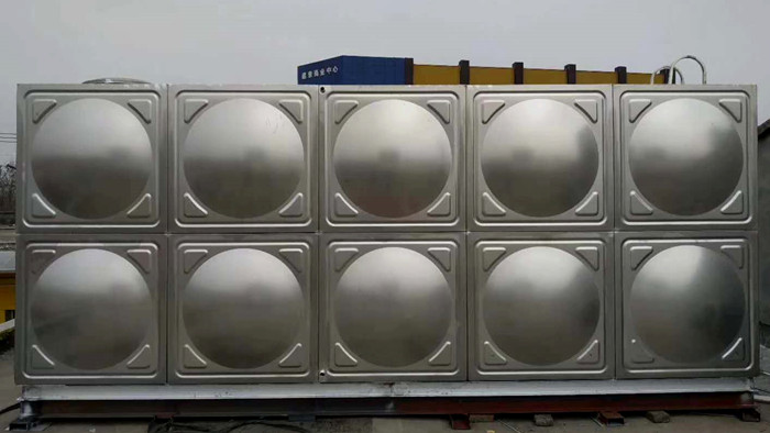 方形不銹鋼水箱安裝時需要注意哪些問題？