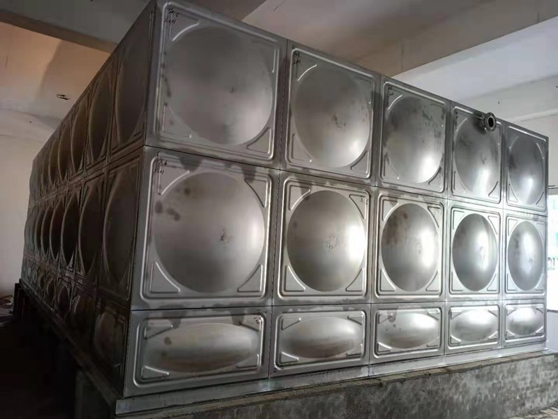 如何去除不銹鋼水箱的表面氧化層？